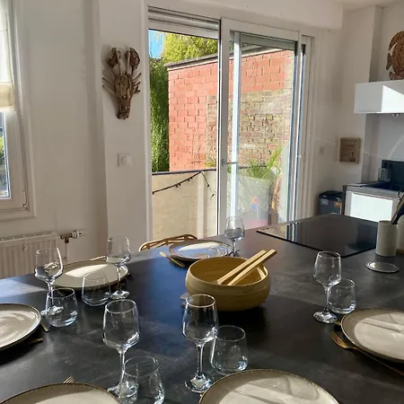 Prázdninový dům Maison 8 Pers - 3 Ch - Jardin - Proche - Sixmaga *